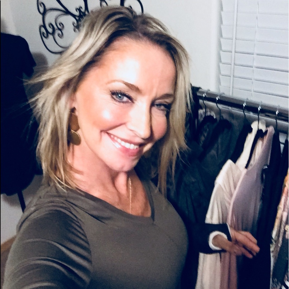 Meet your Posher, Christine